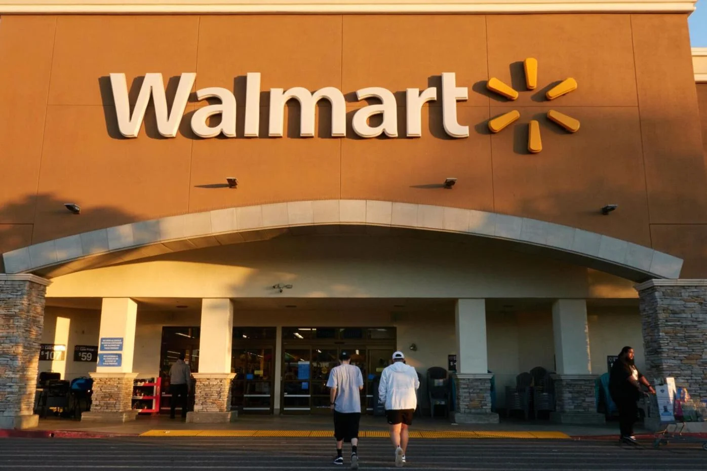 Sign of Inflation is Easing: Walmart is Slashing Prices on Clothing and Other Products to Compete with Amazon