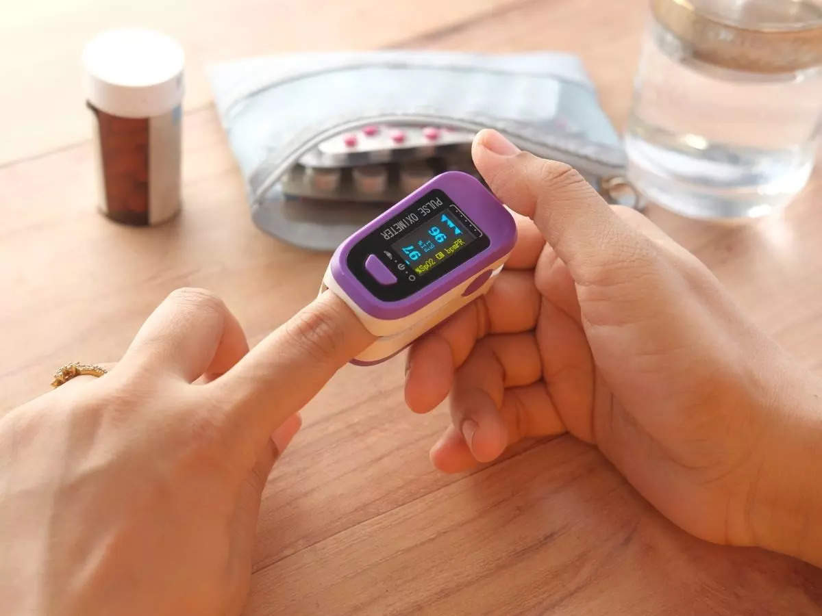 5 of the Best Pulse Oximeters for Monitor Health and Wellness